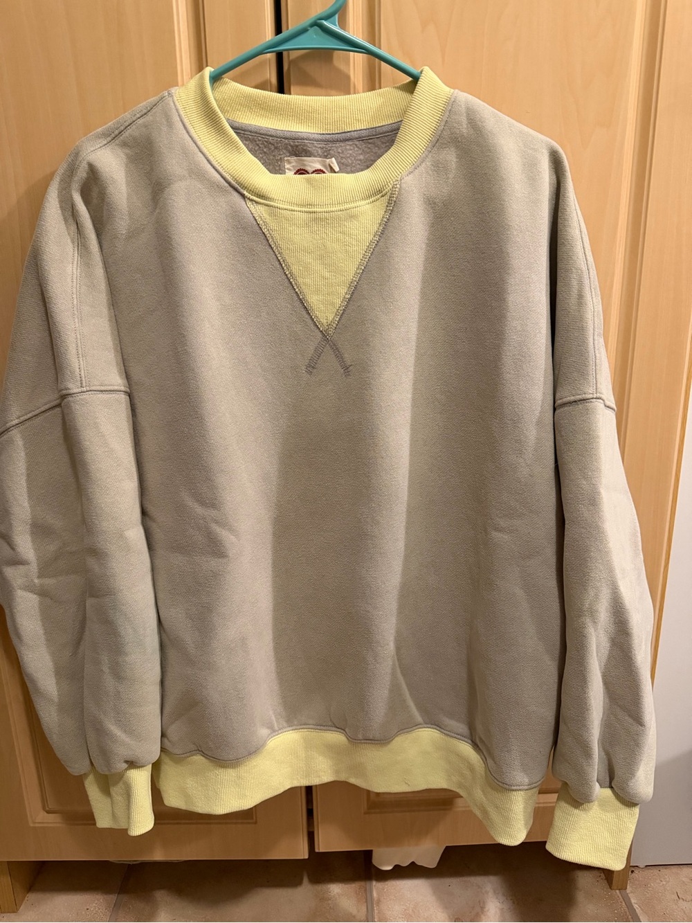 Crewneck Sweatshirt Light Gray w/Yellow Trim